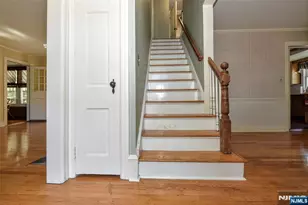 161 Wyckoff Ave, Wyckoff Township, NJ 07481 - Photo 2