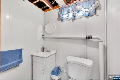 106 Maple Street, Rutherford, NJ 07070 - Photo 40