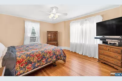 106 Maple Street, Rutherford, NJ 07070 - Photo 28