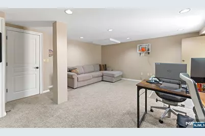 1357 Stephanie Drive, Caldwell, NJ 07006 - Photo 30