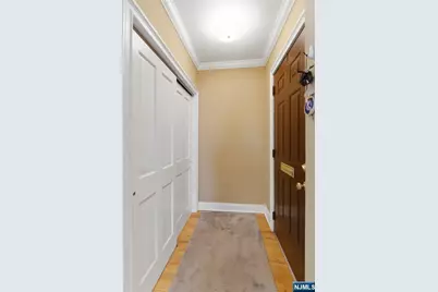 194 Parkway, Maywood, NJ 07607 - Photo 6