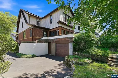 194 Parkway, Maywood, NJ 07607 - Photo 32