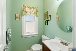 194 Parkway, Maywood, NJ 07607 - Photo 22