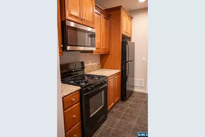 804 River Place, Butler, NJ 07405 - Photo 10
