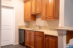 804 River Place, Butler, NJ 07405 - Photo 8