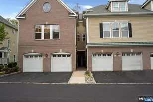 804 River Place, Butler, NJ 07405 - Photo 2