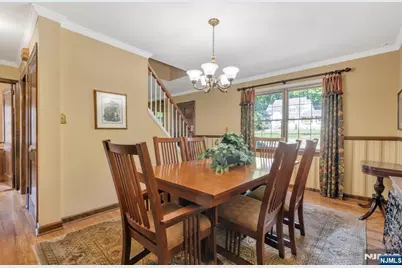 28 Wanamaker Avenue, Mahwah, NJ 07430 - Photo 8