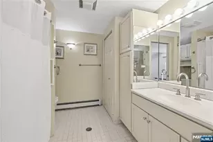 727 Rolling Hill Dr, River Vale Township, NJ 07675 - Photo 24