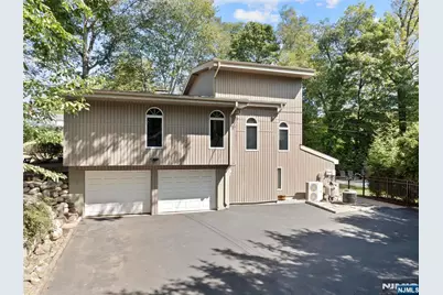 727 Rolling Hill Drive, River Vale Township, NJ 07675 - Photo 34