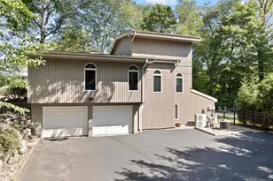 727 Rolling Hill Dr, River Vale Township, NJ 07675 - Photo 34