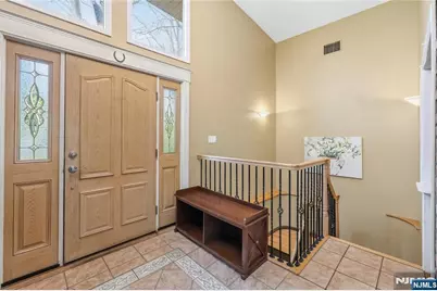 727 Rolling Hill Drive, River Vale Township, NJ 07675 - Photo 6