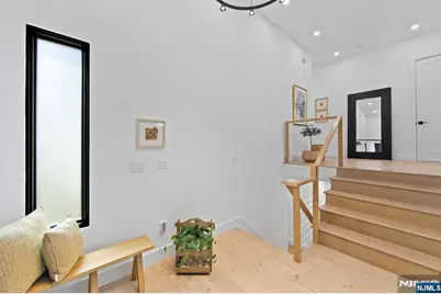 284 Castle Drive, Englewood Cliffs, NJ 07632 - Photo 36