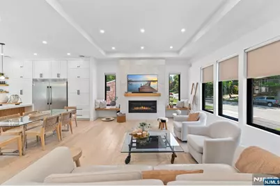 284 Castle Drive, Englewood Cliffs, NJ 07632 - Photo 48