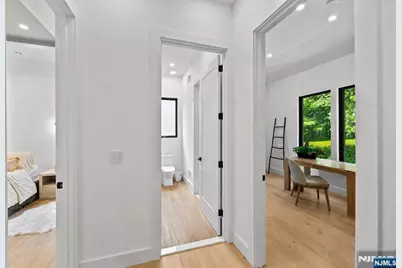 284 Castle Drive, Englewood Cliffs, NJ 07632 - Photo 32
