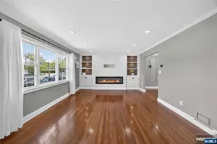 556 Princeton St, New Milford, NJ 07646 - Photo 8