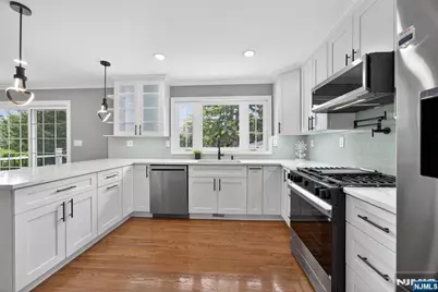 556 Princeton Street, New Milford, NJ 07646 - Photo 16