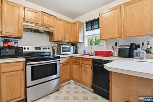 239-40 Th Street C0032, Irvington, NJ 07111 - Photo 6