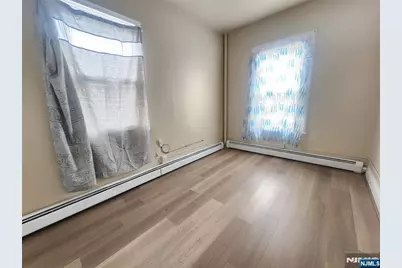133 Belmont Avenue 2nd &amp; 3rd Fl #2nd &amp; 3rd Fl, Paterson, NJ 07522 - Photo 10