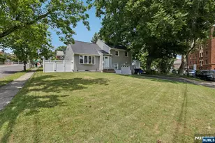 1 Franklin Pl, Hackensack, NJ 07601 - Photo 1