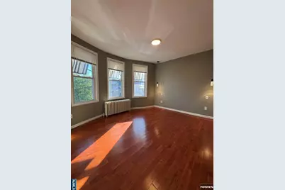 307 Henry Street 2 #2, Fairview, NJ 07022 - Photo 4