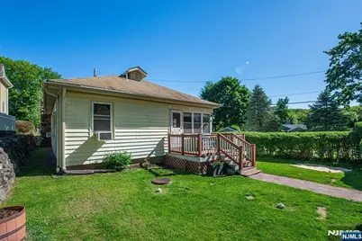 42 Main Beach Road, Ringwood, NJ 07456 - Photo 24