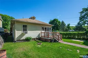 42 Main Beach Rd, Ringwood, NJ 07456 - Photo 24