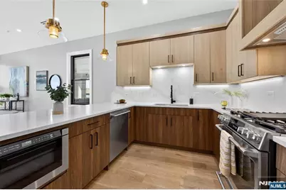 172 Griffith Street 3 #3, Jersey City, NJ 07307 - Photo 12