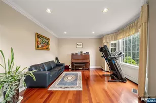 15 Harvard St, Closter, NJ 07624 - Photo 6