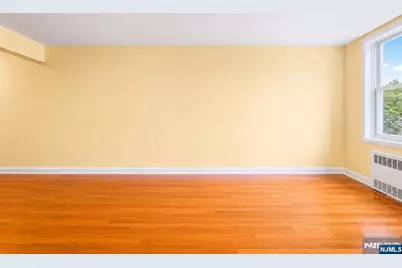 2160 Center Avenue 5U #5U, Fort Lee, NJ 07024 - Photo 18