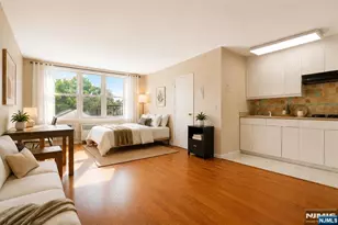 2160 Center Ave 5U, Fort Lee, NJ 07024 - Photo 2