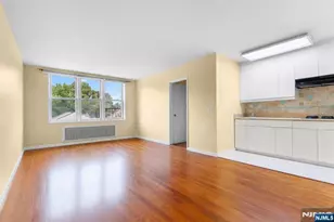 2160 Center Ave 5U, Fort Lee, NJ 07024 - Photo 22