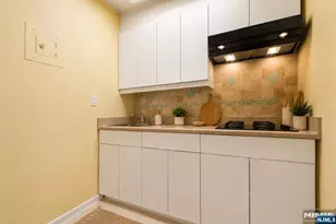 2160 Center Ave 5U, Fort Lee, NJ 07024 - Photo 8