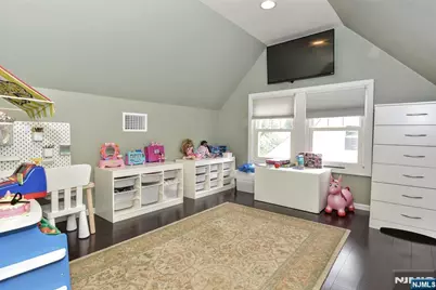 354 Demarest Avenue, Oradell, NJ 07649 - Photo 24