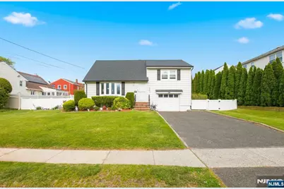 655 Boulevard, New Milford, NJ 07646 - Photo 2