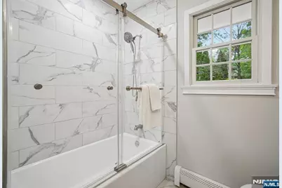 900 Hillsdale Avenue, Hillsdale, NJ 07642 - Photo 20