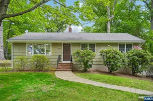 900 Hillsdale Ave, Hillsdale, NJ 07642 - Photo 2