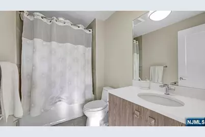 150 Henley Place, Weehawken, NJ 07086 - Photo 26