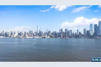 150 Henley Place, Weehawken, NJ 07086 - Photo 4