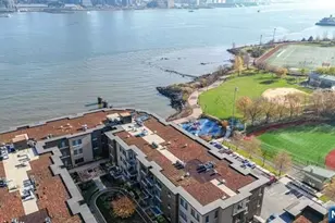 150 Henley Pl, Weehawken, NJ 07086 - Photo 14