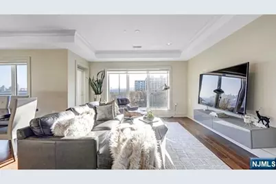 150 Henley Place, Weehawken, NJ 07086 - Photo 40