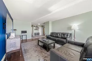 160 Overlook Ave 2C, Hackensack, NJ 07601 - Photo 8
