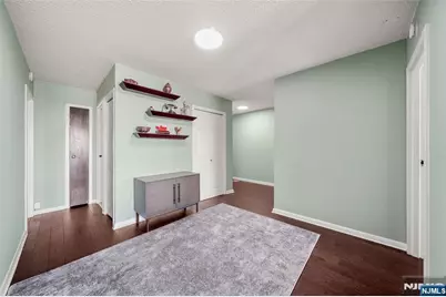 160 Overlook Avenue 2C #2C, Hackensack, NJ 07601 - Photo 10