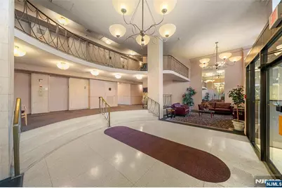 160 Overlook Avenue 2C #2C, Hackensack, NJ 07601 - Photo 24
