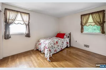 415 N 4th, Hawthorne, NJ 07506 - Photo 22