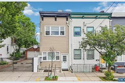 90 Hackensack, Weehawken, NJ 07086 - Photo 2