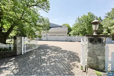 273 Glen Road, Woodcliff Lake, NJ 07677 - Photo 46