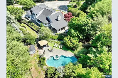 273 Glen Road, Woodcliff Lake, NJ 07677 - Photo 2