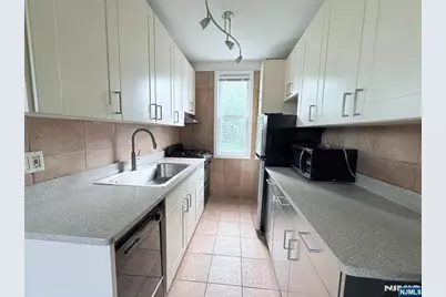 234 6th Street 10 #10, Jersey City, NJ 07302 - Photo 8