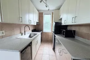 234 6th Street 10, Jersey City, NJ 07302 - Photo 8