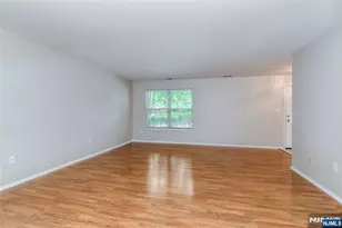 2055 Charles Ct, Mahwah, NJ 07430 - Photo 8